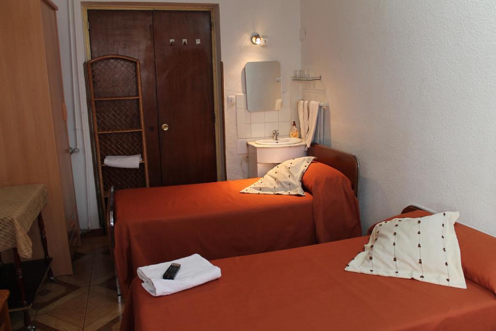 Hostal Xucar Madrid Zimmer foto